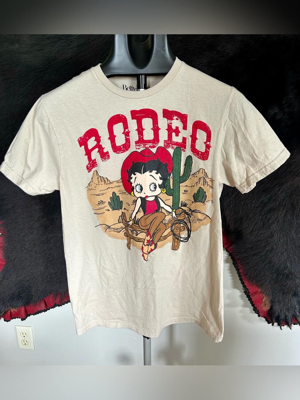 Betty Boop Rodeo Graphic Tee - with Back Graphic Sz S